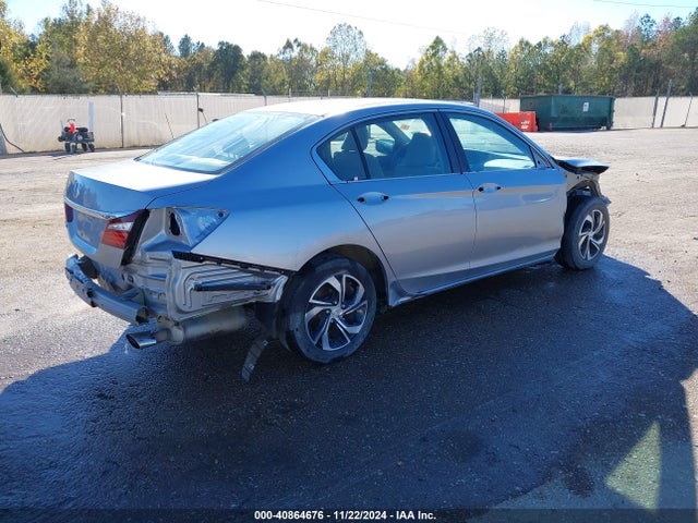 Honda ACCORD LX 2017 1HGCR2F35HA077583 Image 4