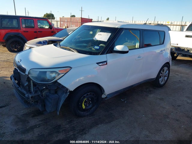 KIA SOUL + 2015 KNDJP3A54F7162435 Image 2