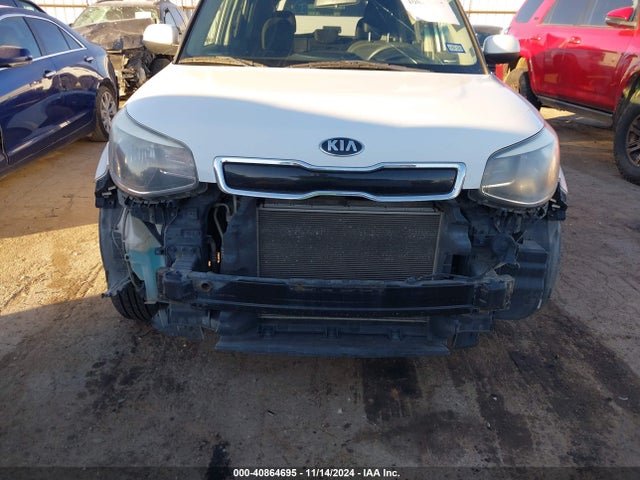 KIA SOUL + 2015 KNDJP3A54F7162435 Image 6