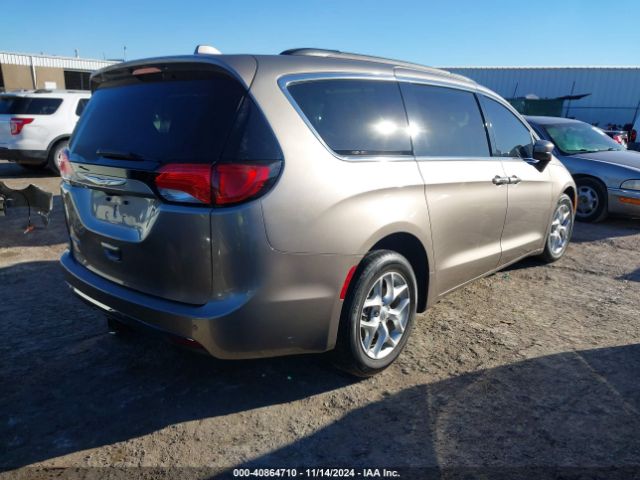 2C4RC1BG4HR824180 Chrysler Pacifica Touring Plus