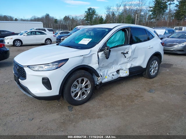 Ford Escape Active 2023 1FMCU9GN2PUA67365 Image 2
