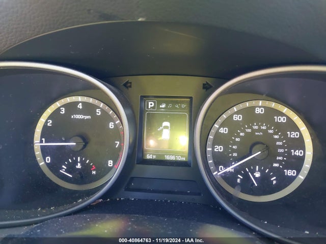 5XYZUDLB8HG427061 Hyundai Santa Fe Sport 2.4l