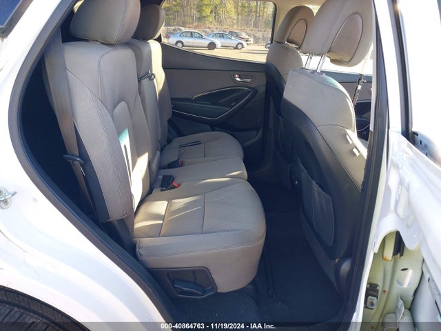 5XYZUDLB8HG427061 Hyundai Santa Fe Sport 2.4l