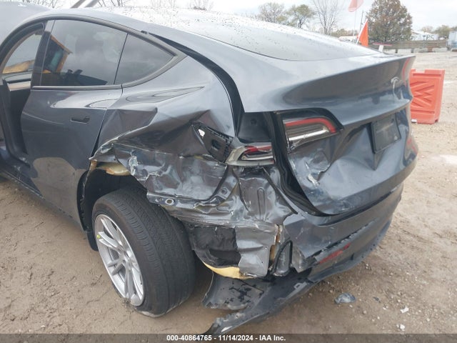 2023 TESLA MODEL Y 7SAYGDEEXPA084432 Photo 5