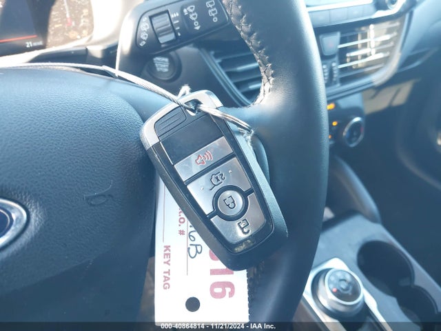 1FMCU0GN6PUA08640 Ford Escape Active