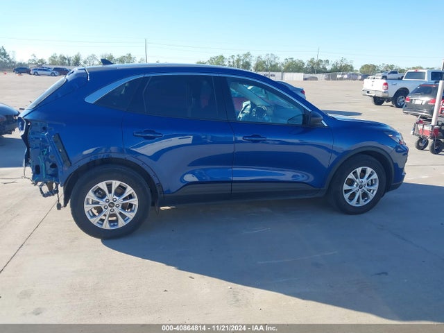 1FMCU0GN6PUA08640 Ford Escape Active