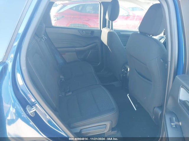 1FMCU0GN6PUA08640 Ford Escape Active