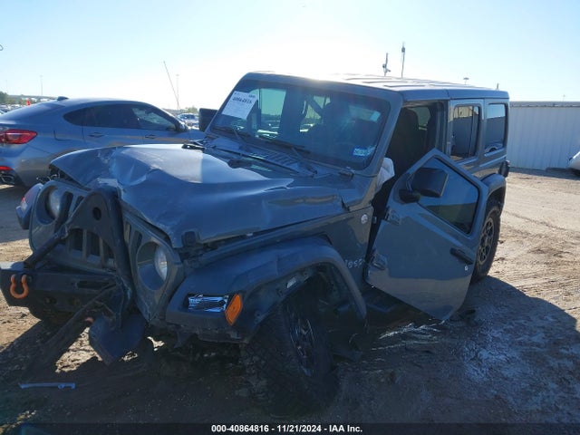 1C4HJXDG3JW316488 Jeep Wrangler Unlimited Sport S 4x4