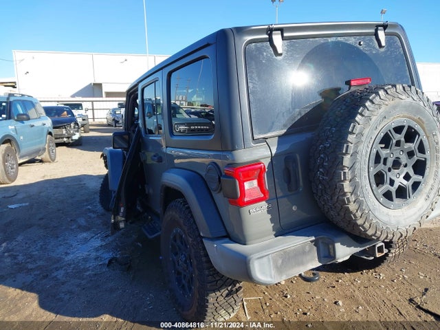 1C4HJXDG3JW316488 Jeep Wrangler Unlimited Sport S 4x4