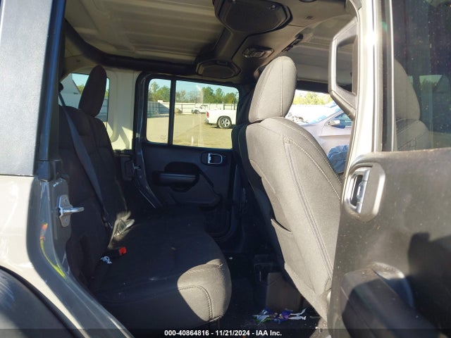1C4HJXDG3JW316488 Jeep Wrangler Unlimited Sport S 4x4