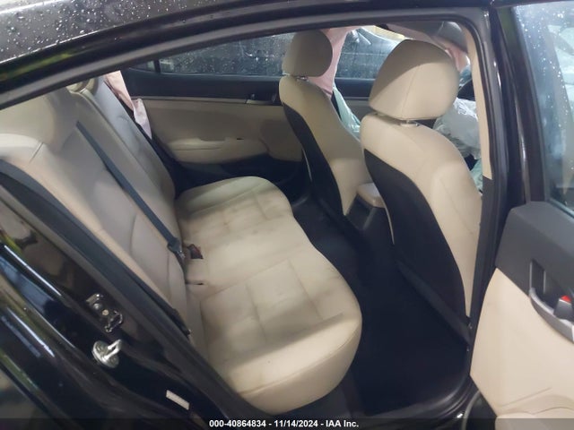 Hyundai ELANTRA SE 2017 KMHD74LFXHU367668 Image 8