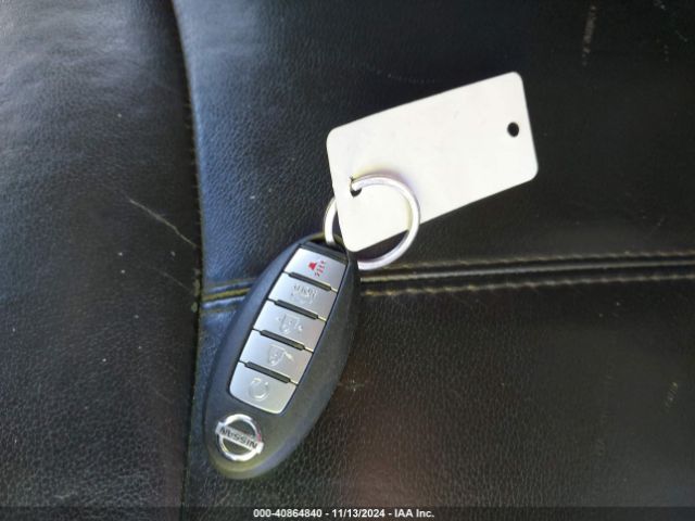 5N1AR2MM1EC615029 Nissan Pathfinder Sl