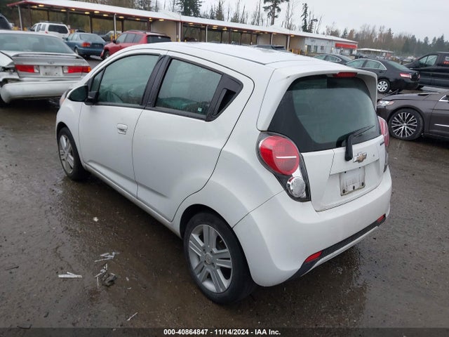 Chevrolet Spark 1lt Cvt 2015 KL8CD6S90FC749669 Image 3