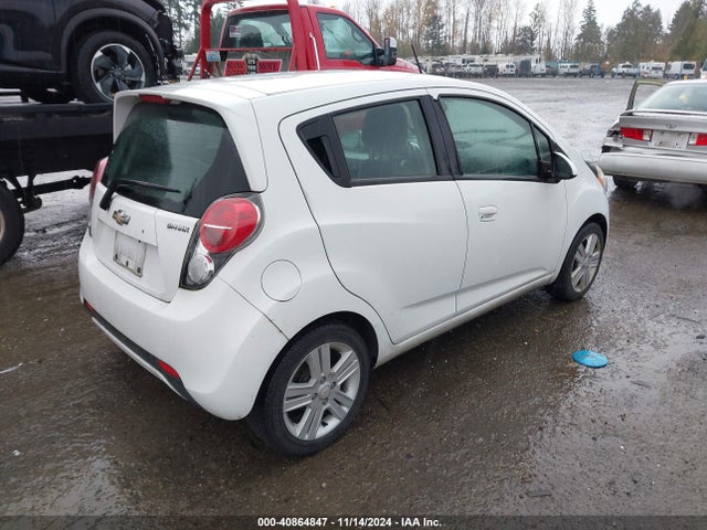 Chevrolet Spark 1lt Cvt 2015 KL8CD6S90FC749669 Image 4