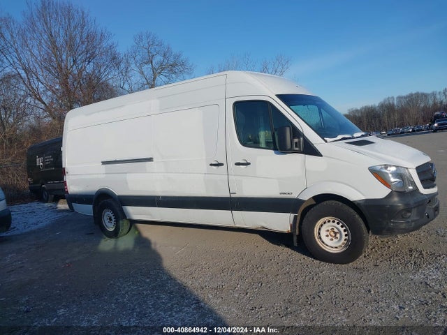 WD3PE8DB9FP132923 Mercedes-Benz Sprinter 2500 High Roof