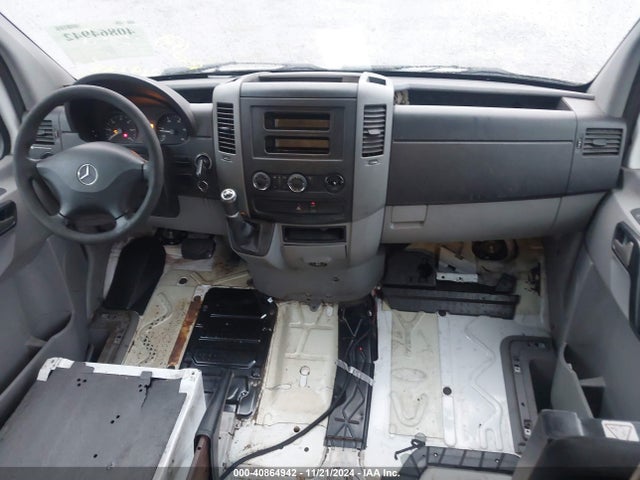 WD3PE8DB9FP132923 Mercedes-Benz Sprinter 2500 High Roof