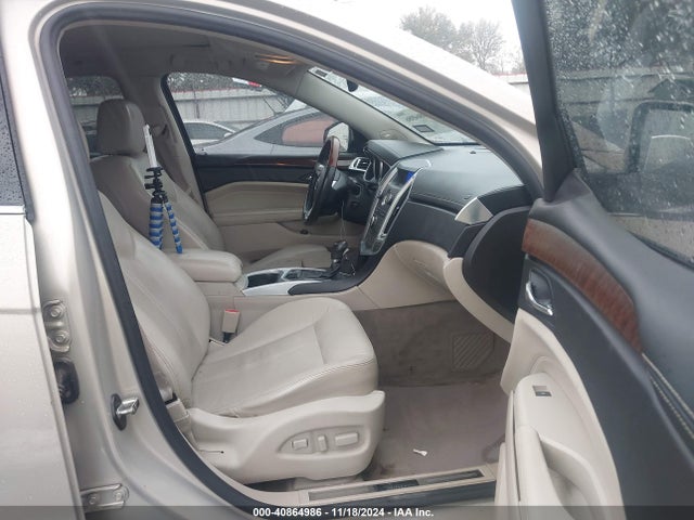 2010 CADILLAC SRX 3GYFNAEY4AS612772 Photo 4