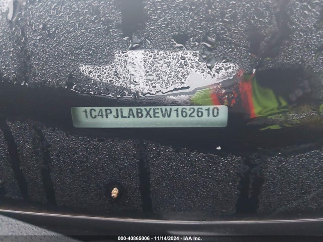 1C4PJLABXEW162610 Jeep Cherokee Sport