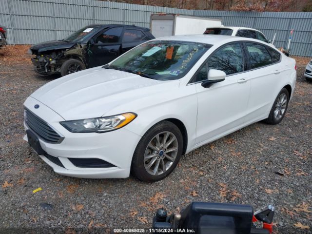 3FA6P0HD0HR239868 Ford FUSION SE