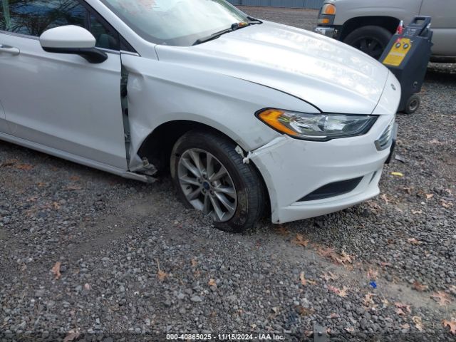 3FA6P0HD0HR239868 Ford FUSION SE