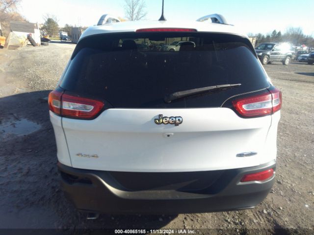 1C4PJMCB6HW664859 Jeep Cherokee Latitude 4x4