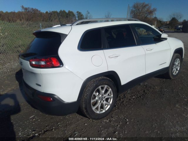 1C4PJMCB6HW664859 Jeep Cherokee Latitude 4x4