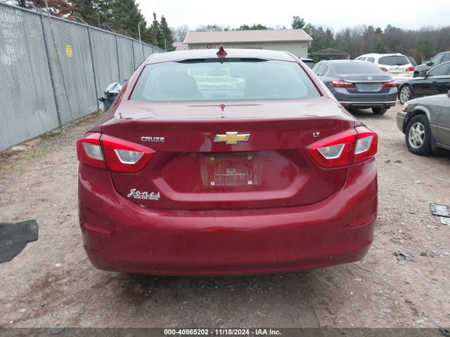Chevrolet Cruze Lt Auto 2018 1G1BE5SM7J7175032 Image 16