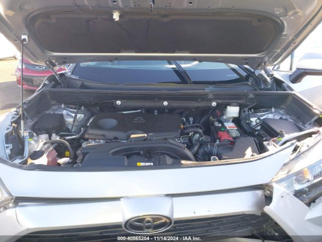 2T3K1RFV9LW057634 Toyota RAV4 LE