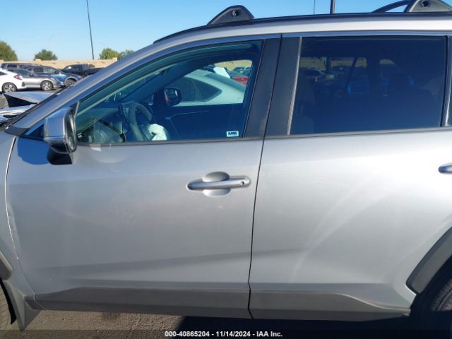 2T3K1RFV9LW057634 Toyota RAV4 LE