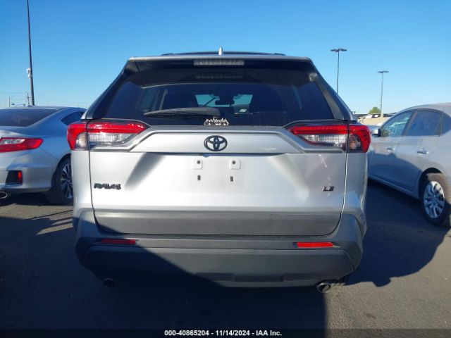 2T3K1RFV9LW057634 Toyota RAV4 LE