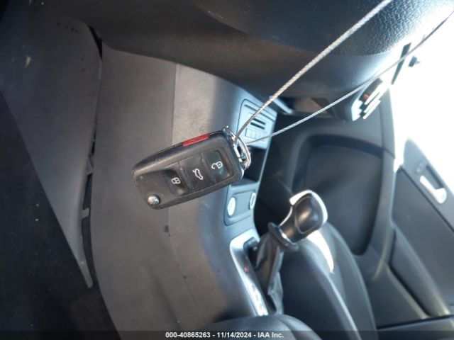 WVGAV7AX4GW602848 Volkswagen TIGUAN S