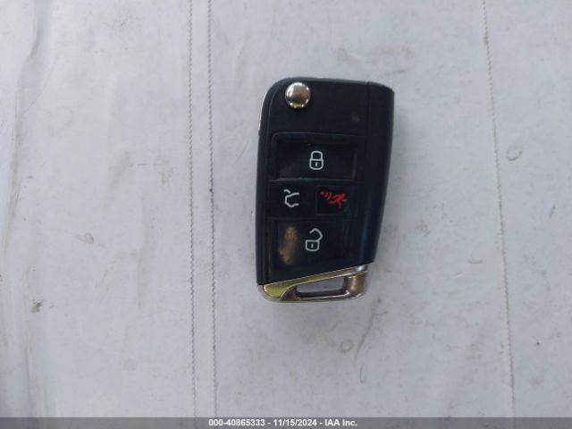 WVWKP7AU6GW906529 Volkswagen E-golf Se