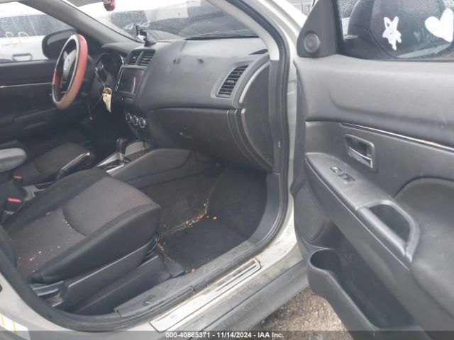 2019 MITSUBISHI OUTLANDER SPORT JA4AR3AU8KU019804 Photo 4