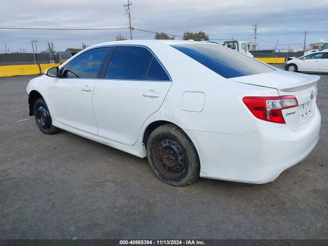 4T1BK1FK2EU552886 Toyota Camry Se V6