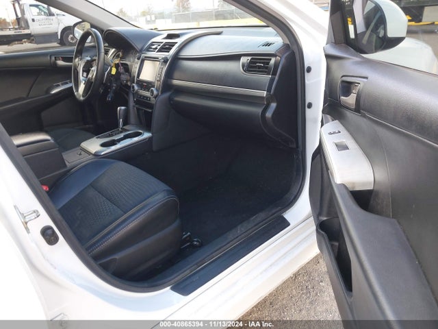 4T1BK1FK2EU552886 Toyota Camry Se V6