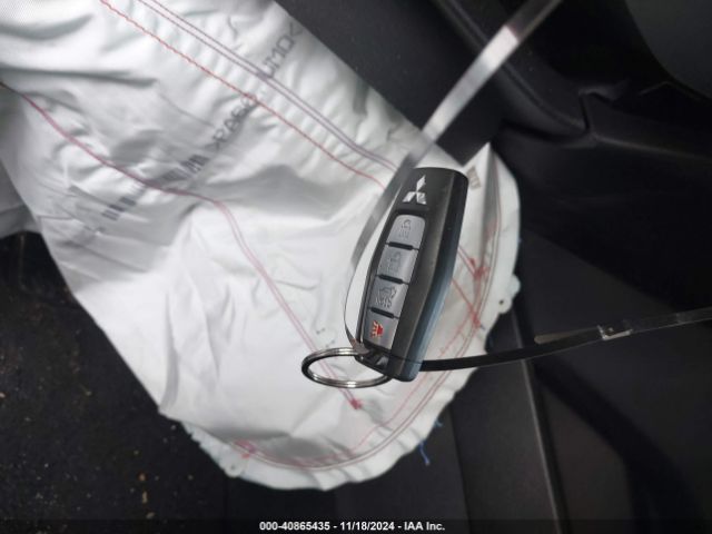 2022 MITSUBISHI OUTLANDER JA4J4UA82NZ076255 Photo 10