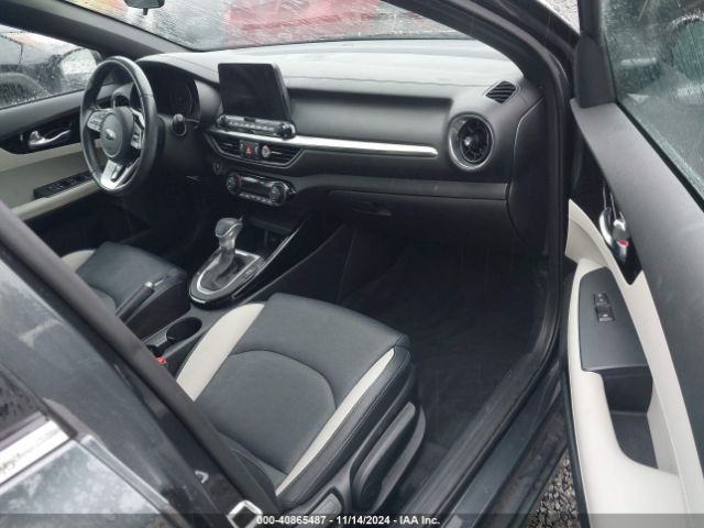 3KPF54AD8LE246116 KIA FORTE EX