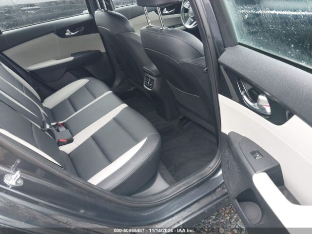 3KPF54AD8LE246116 KIA FORTE EX