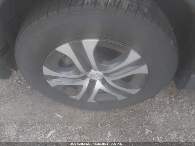 Toyota RAV4 LE 2017 JTMBFREV6HJ161507 Image 12