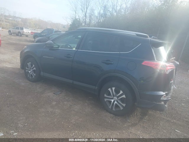 Toyota RAV4 LE 2017 JTMBFREV6HJ161507 Image 3