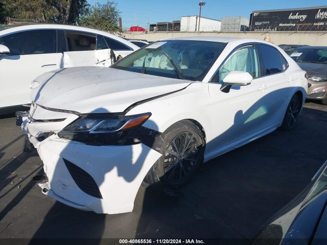 Toyota CAMRY SE 2020 4T1M11AK5LU986039 Image 2