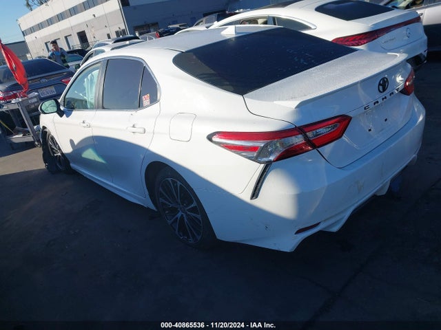 Toyota CAMRY SE 2020 4T1M11AK5LU986039 Image 3