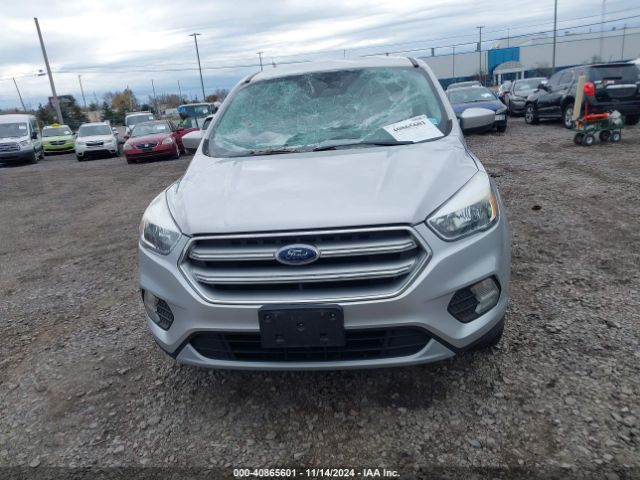 1FMCU0GD8HUA40711 Ford ESCAPE SE