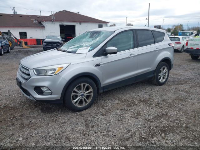 1FMCU0GD8HUA40711 Ford ESCAPE SE