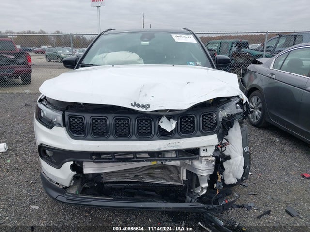 Jeep Compass Latitude 4x4 2024 3C4NJDBN5RT591896 Image 12