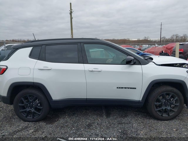 Jeep Compass Latitude 4x4 2024 3C4NJDBN5RT591896 Image 13