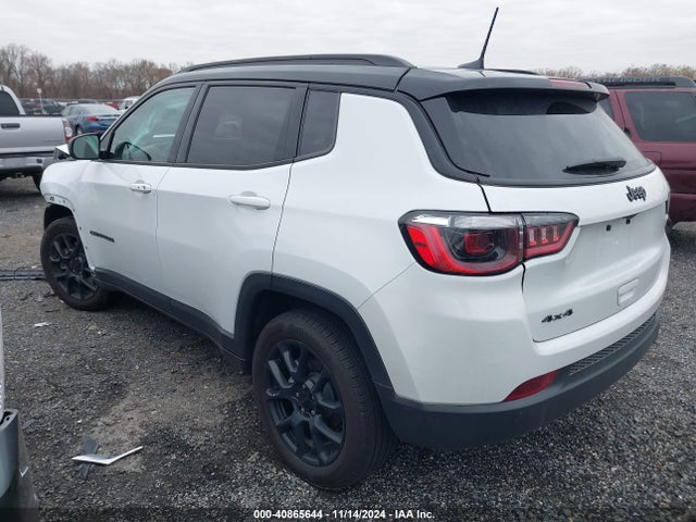 Jeep Compass Latitude 4x4 2024 3C4NJDBN5RT591896 Image 3