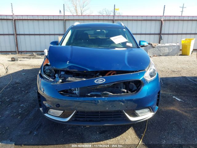 KNDCE3LC6H5090355 KIA Niro Touring