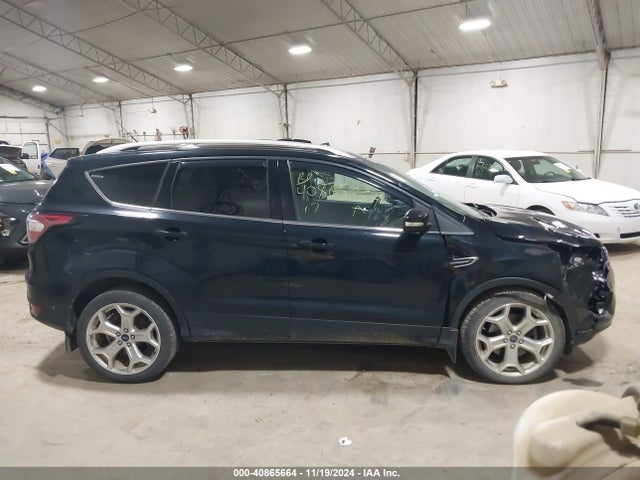 Ford Escape Titanium 2017 1FMCU0J94HUB27638 Image 13