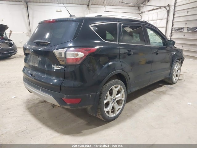 Ford Escape Titanium 2017 1FMCU0J94HUB27638 Image 4
